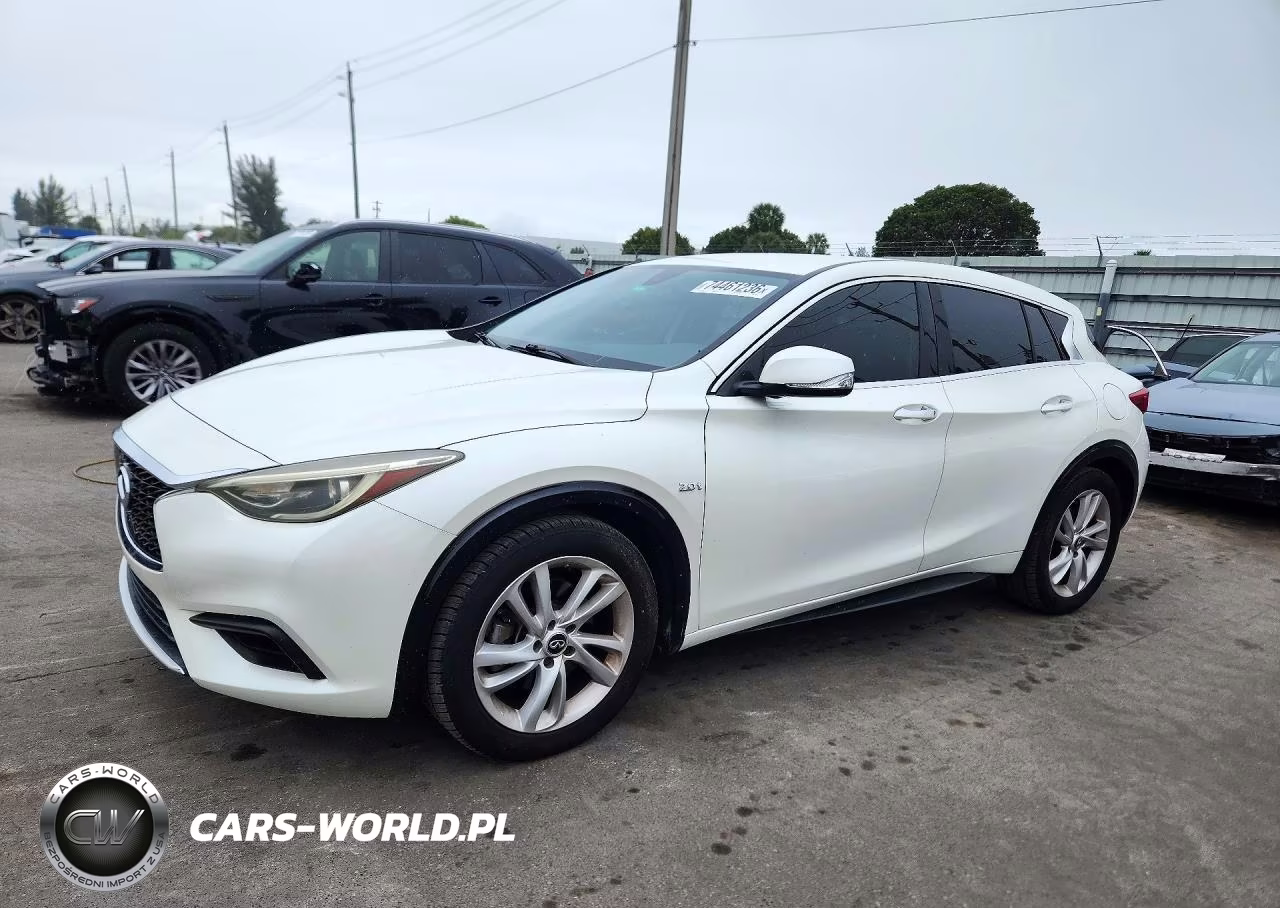 2018 Infiniti Qx30 Luxury – zdjęcie 1 z 13