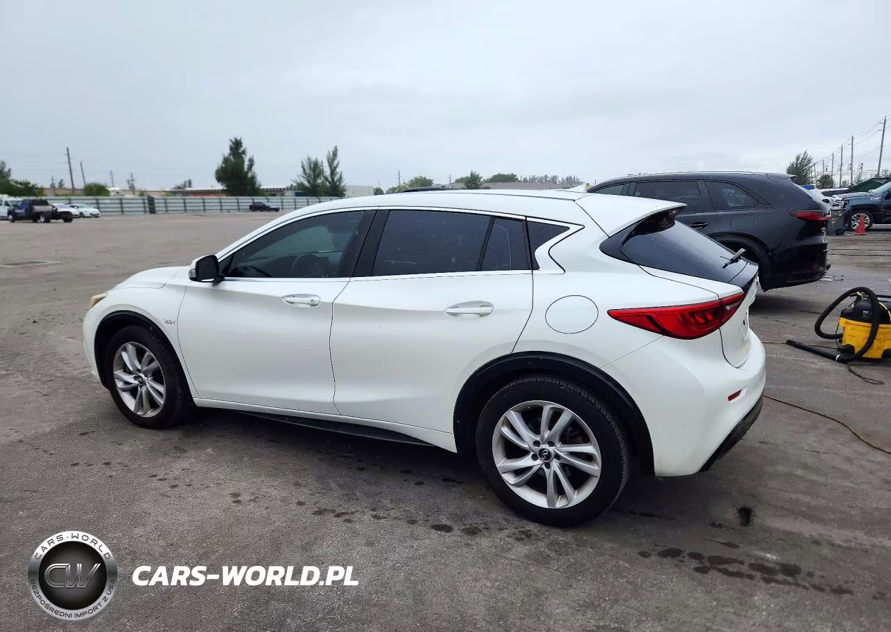 2018 Infiniti Qx30 Luxury VIN:SJKCH5CP3JA051237 - 2