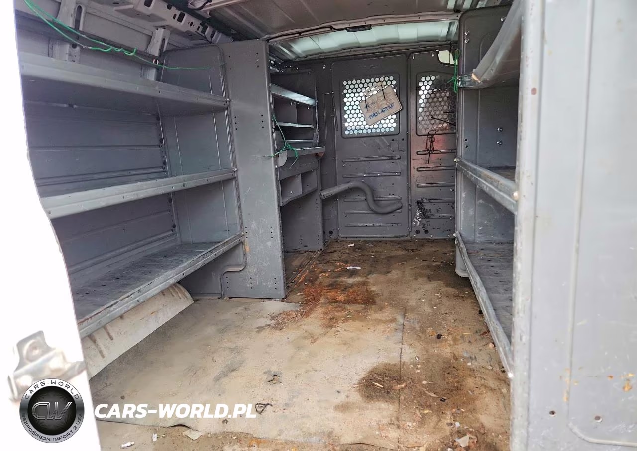 2015 Chevrolet Express G2500 Utility - Service Van VIN:1GCWGFCF9F1228901 - 10