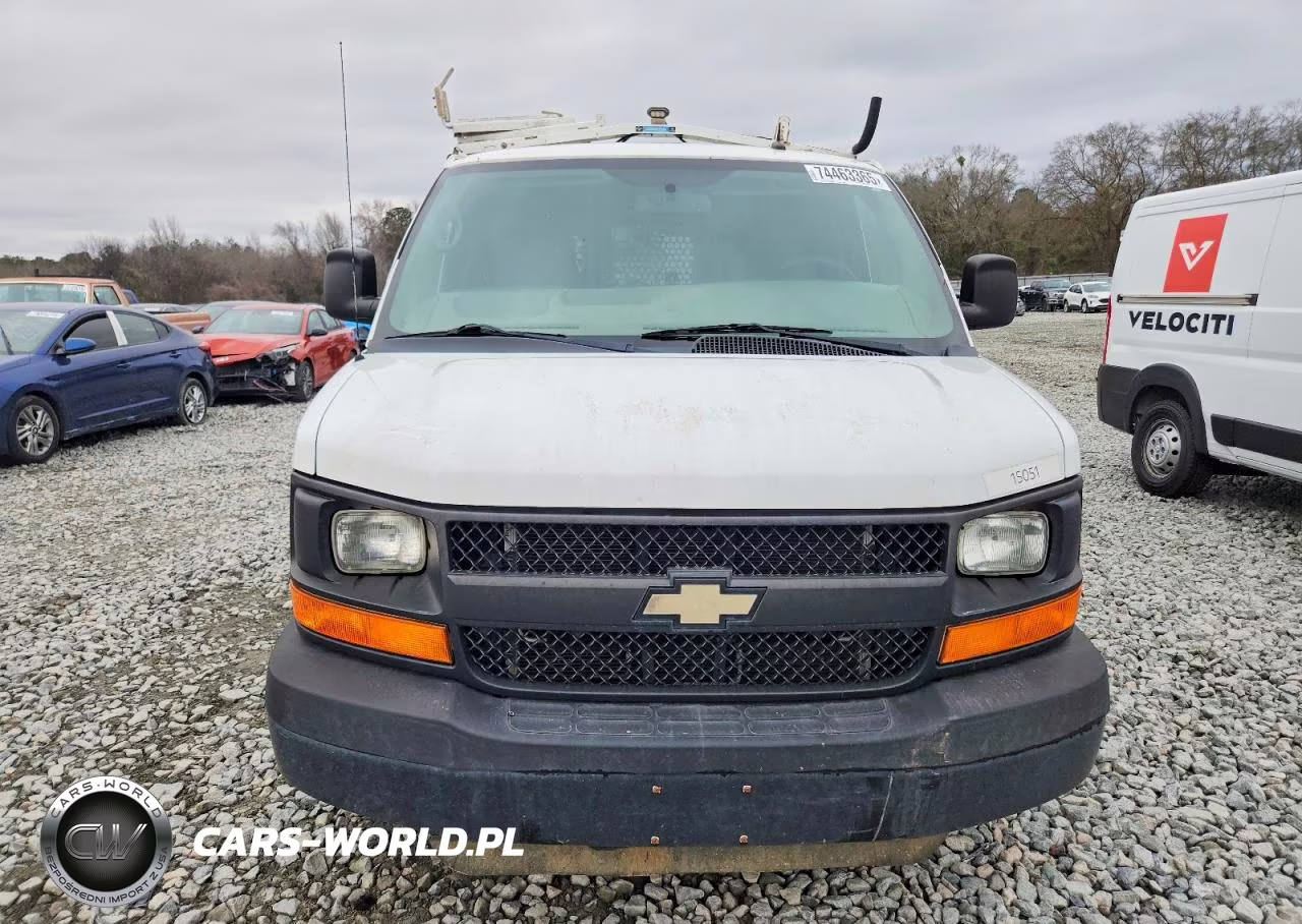 2015 Chevrolet Express G2500 Utility - Service Van VIN:1GCWGFCF9F1228901 - 5
