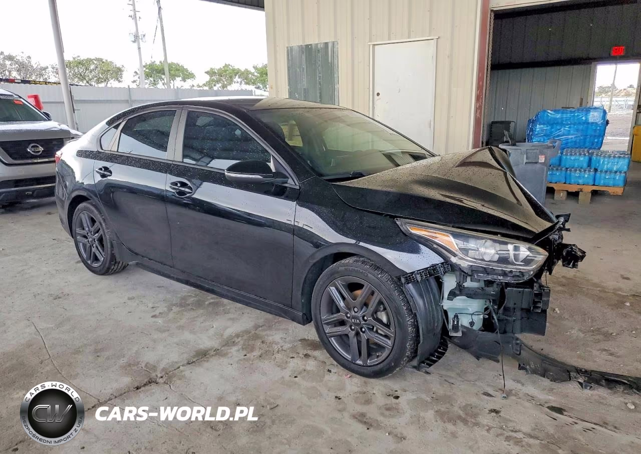 2020 Kia Forte Gt Line VIN:3KPF34AD7LE241530 - 4