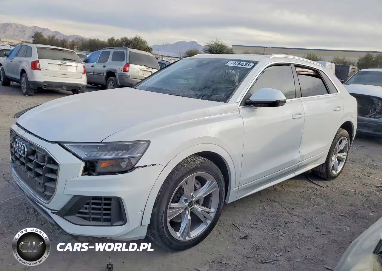 2023 Audi Q8 Premium
