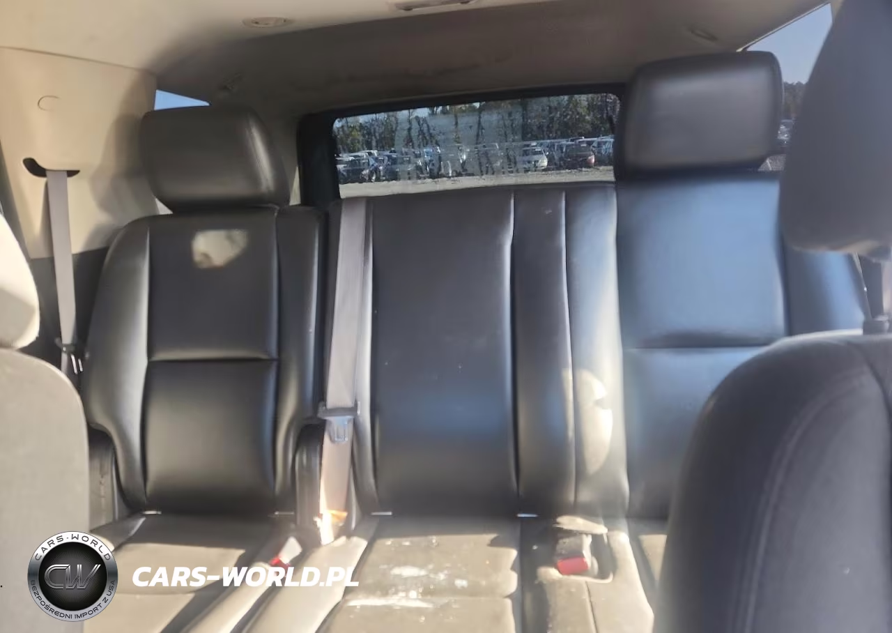 2011 Chevrolet Tahoe Police Vehicle VIN:1GN1C2E08BR274058 - 10