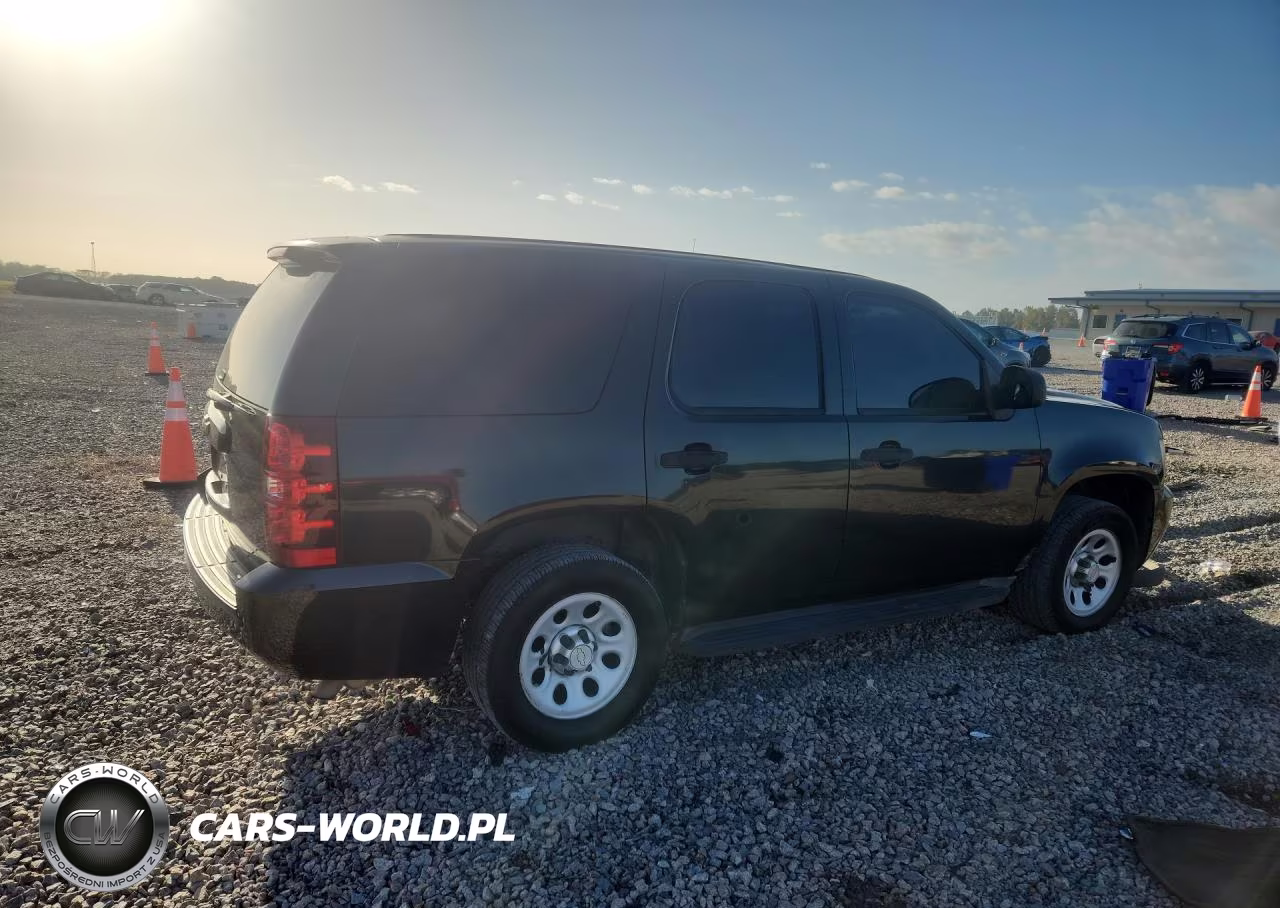 2011 Chevrolet Tahoe Police Vehicle VIN:1GN1C2E08BR274058 - 3