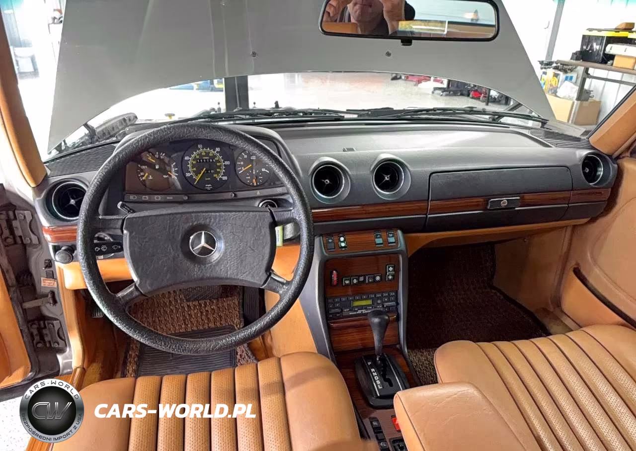 1985 Mercedes-Benz 300 Dt VIN:WDBAB33C2FA213944 - 9