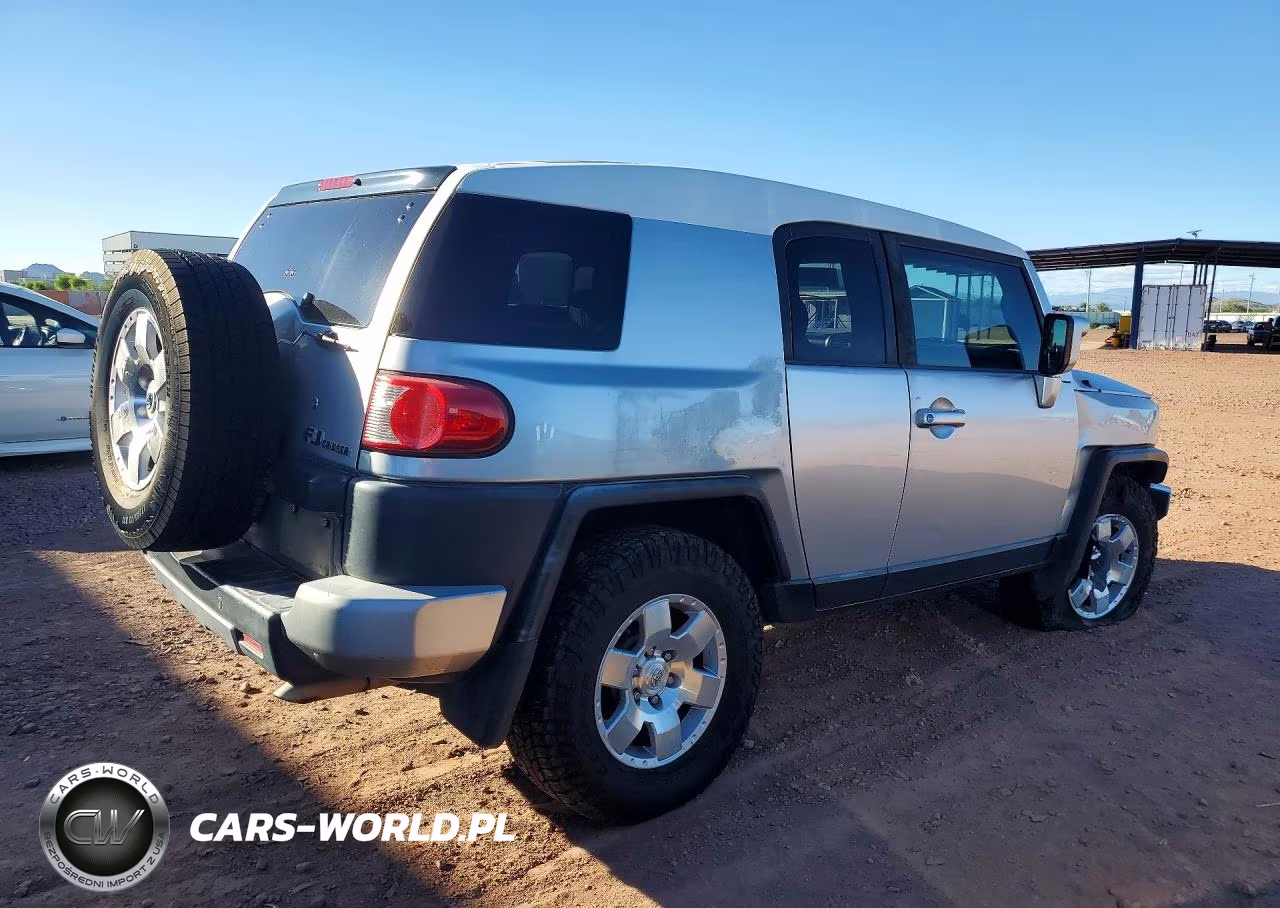 2007 Toyota Fj Cruiser Base VIN:JTEZU11F270014265 - 3