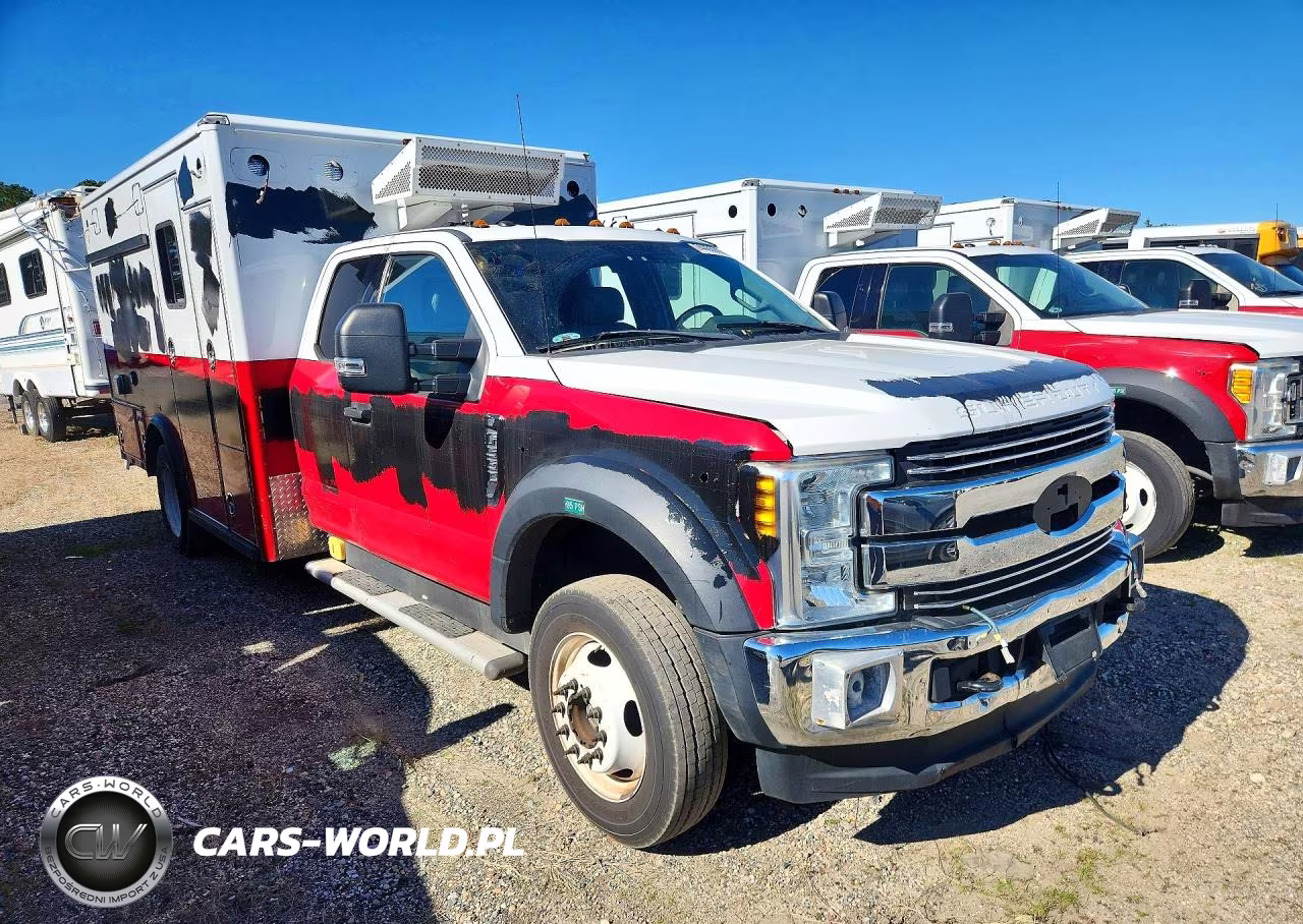 2017 Ford F-550 Chassis Xlt VIN:1FD0X5HT5HEB66497 - 4