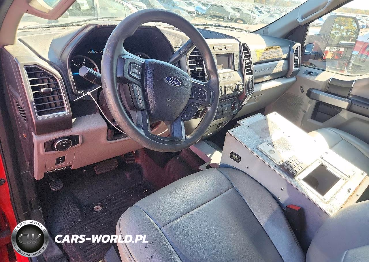 2017 Ford F-550 Chassis Xlt VIN:1FD0X5HT5HEB66497 - 8