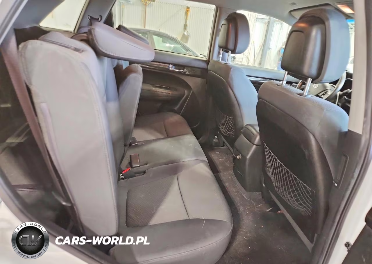 2013 Kia Sorento Lx VIN:5XYKT4A64DG343873 - 11