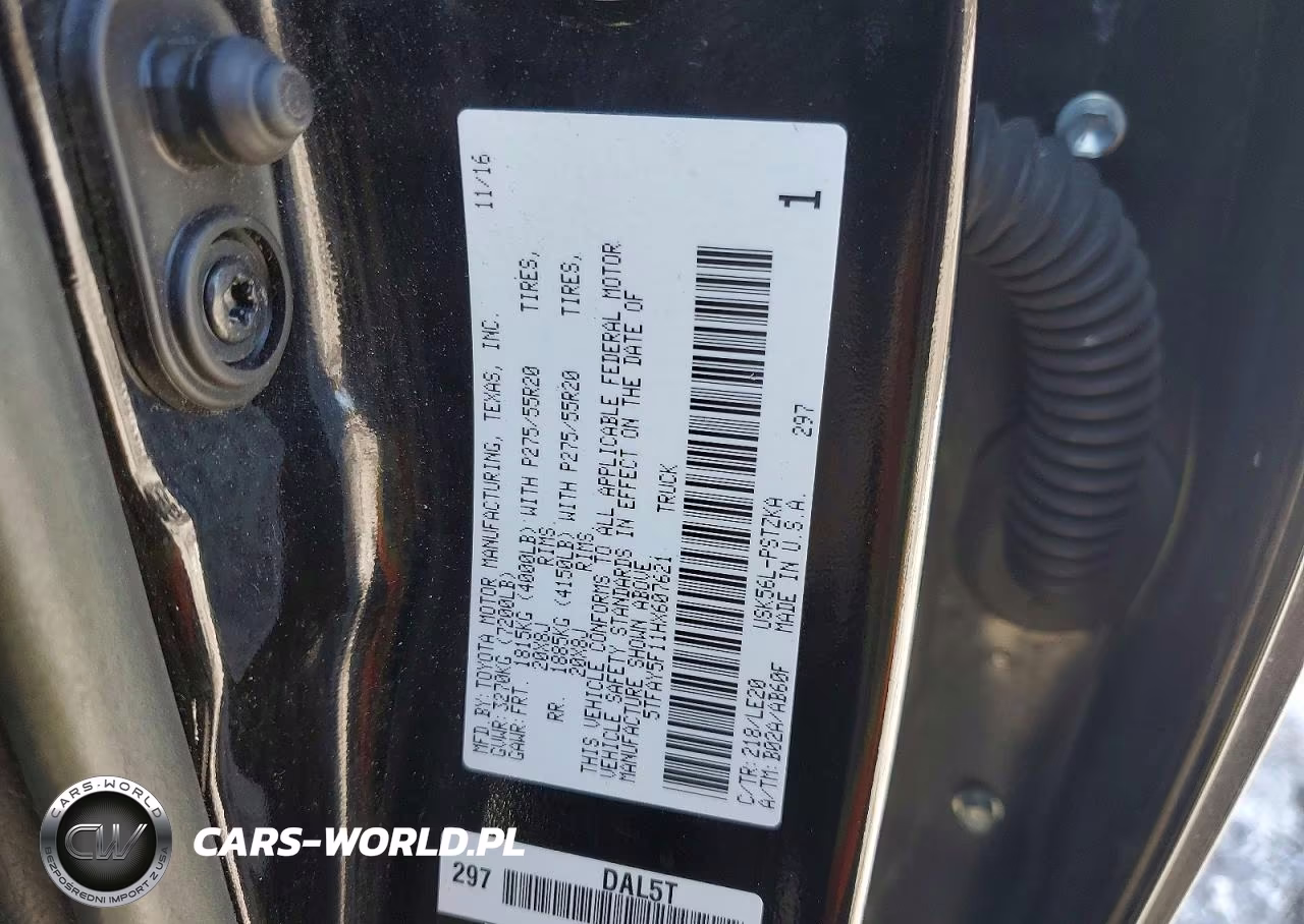 2017 Toyota Tundra VIN:5TFAY5F11HX607621 - 12