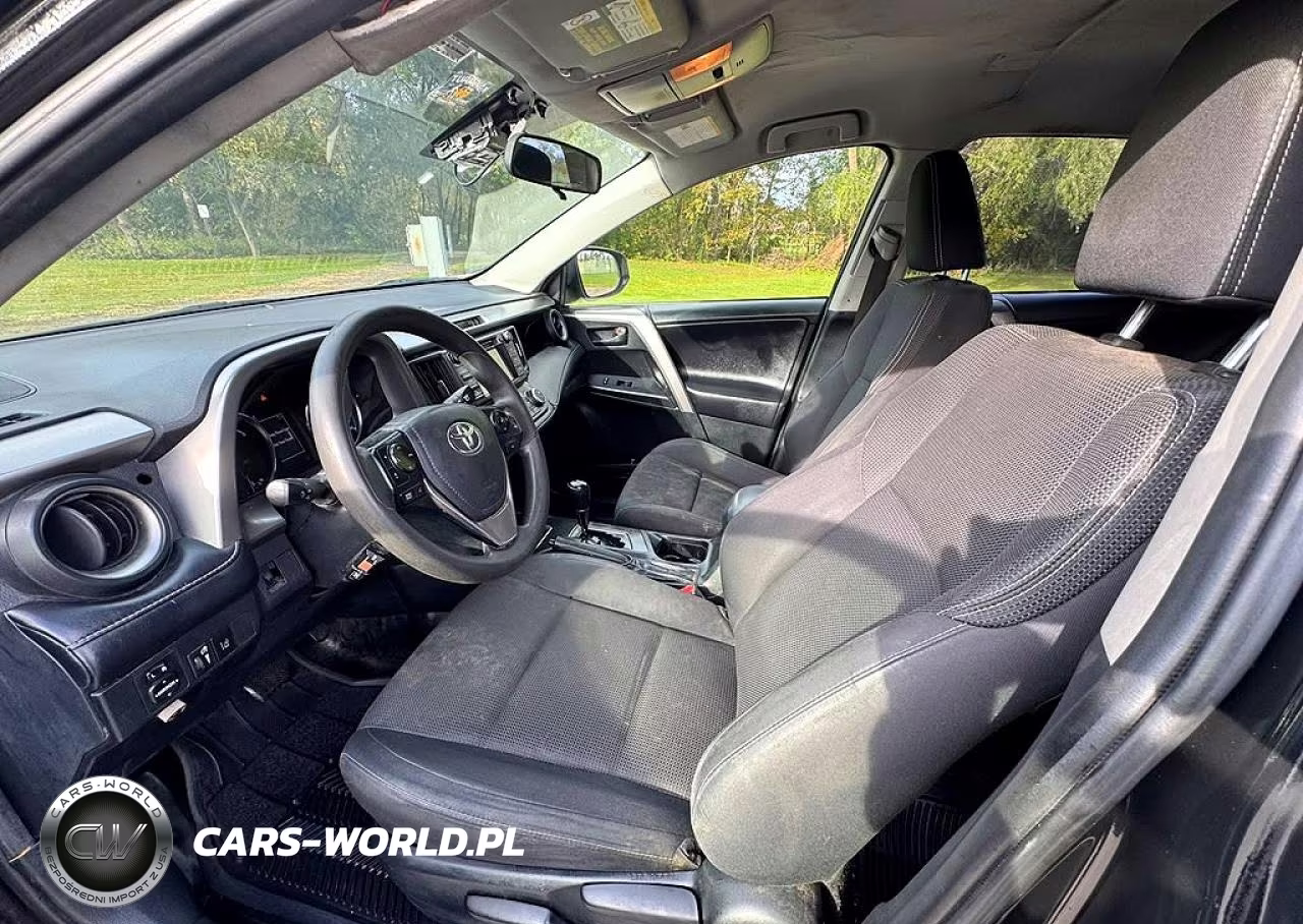 2018 Toyota Rav4 Hybrid Le VIN:JTMRJREV5JD212545 - 5