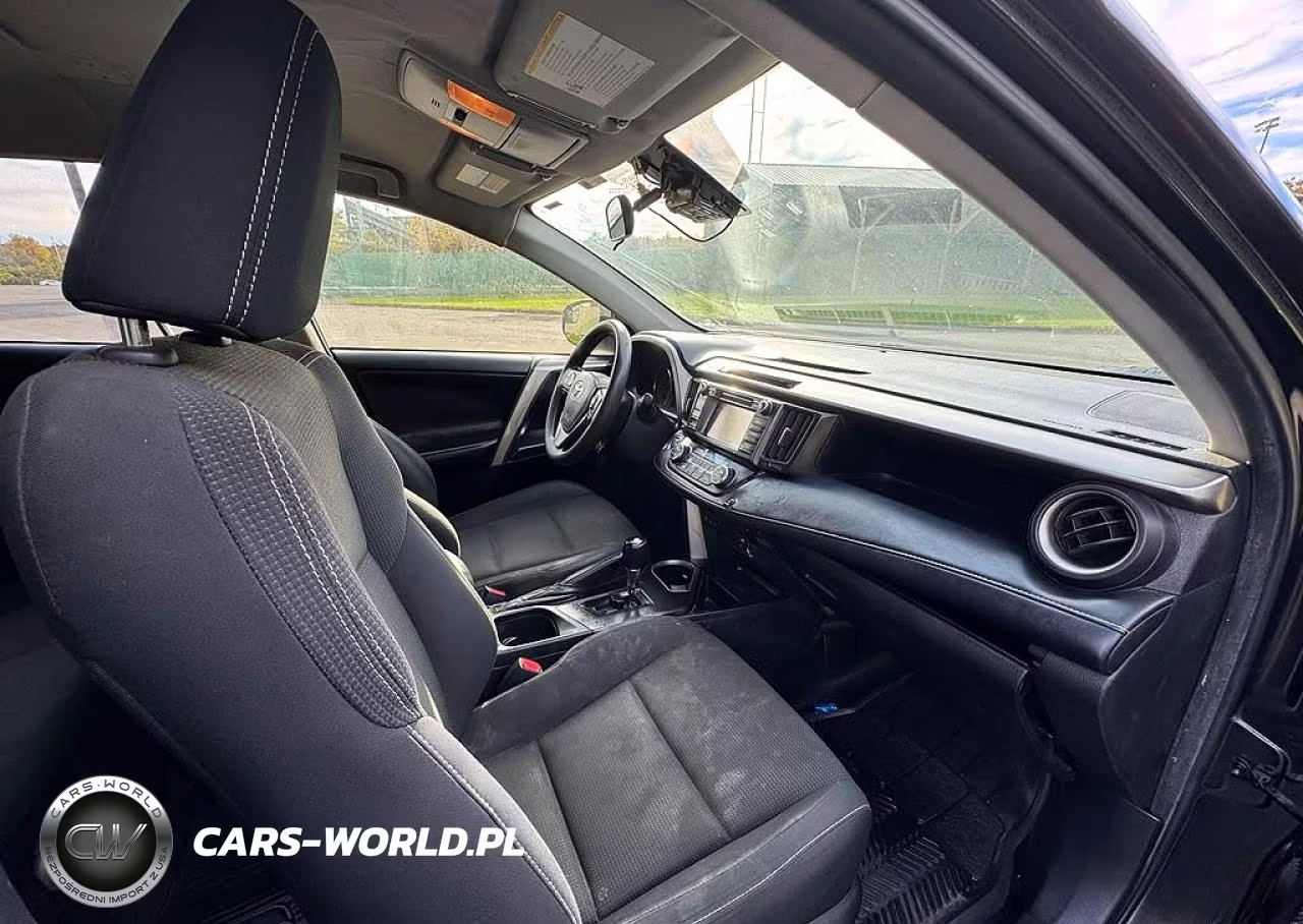 2018 Toyota Rav4 Hybrid Le VIN:JTMRJREV5JD212545 - 6