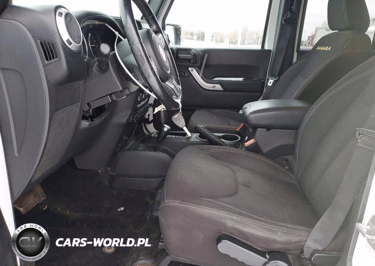 2014 Jeep Wrangler Unlimited Sahara VIN:1C4HJWEG5EL126269 - 7