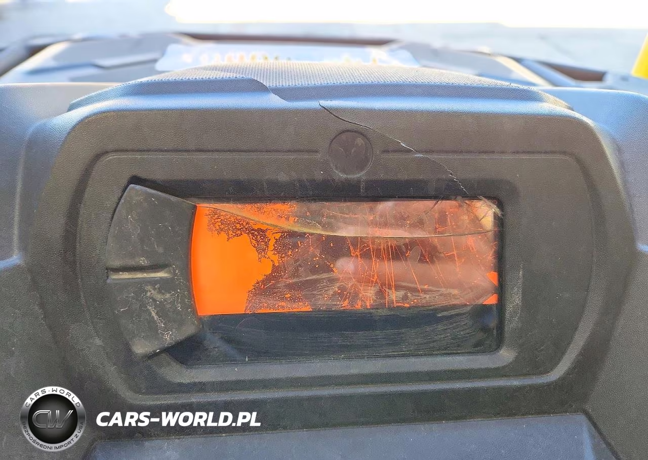 2025 Can-Am Outlander 700 Atv VIN:3JB3PA549SJ002585 - 8