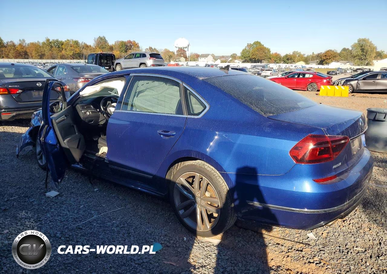 2017 Volkswagen Passat R-Line VIN:1VWDT7A32HC058595 - 2