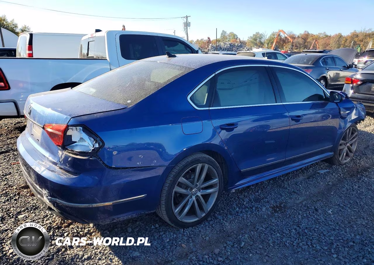2017 Volkswagen Passat R-Line VIN:1VWDT7A32HC058595 - 3