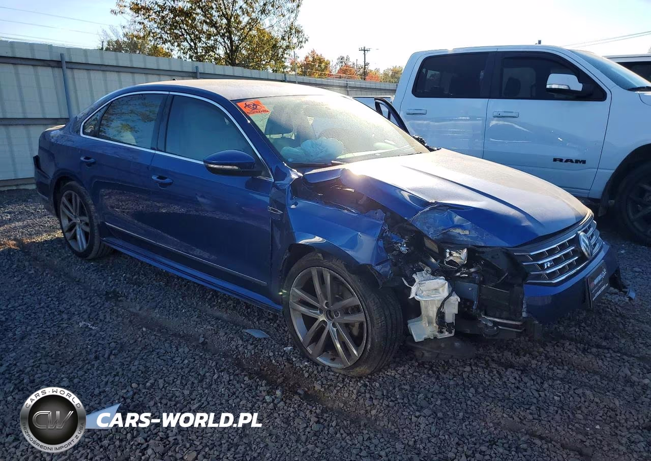 2017 Volkswagen Passat R-Line VIN:1VWDT7A32HC058595 - 4