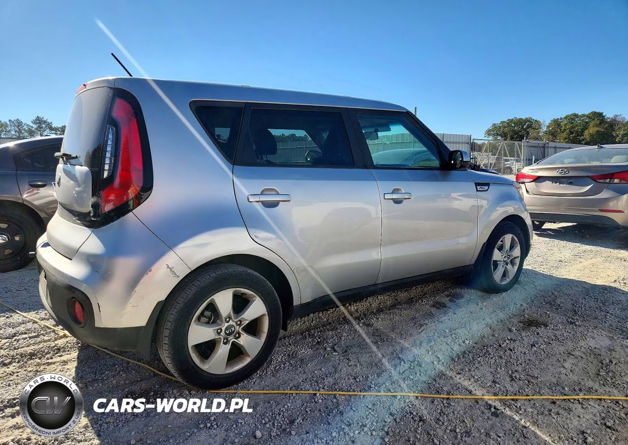 2017 Kia Soul Base VIN:KNDJN2A26H7484437 - 3