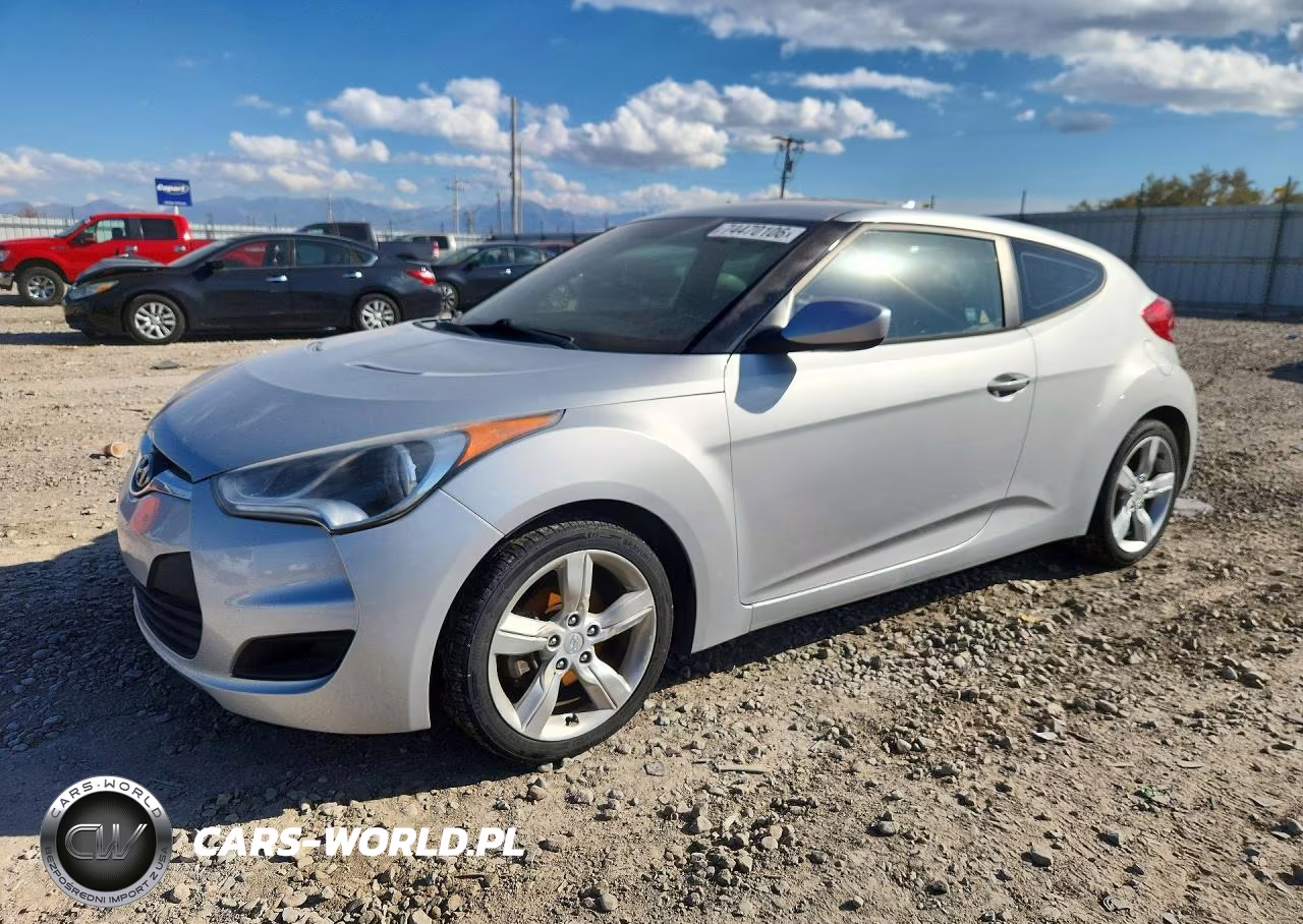 2015 Hyundai Veloster Base VIN:KMHTC6AD1FU230894 - 1