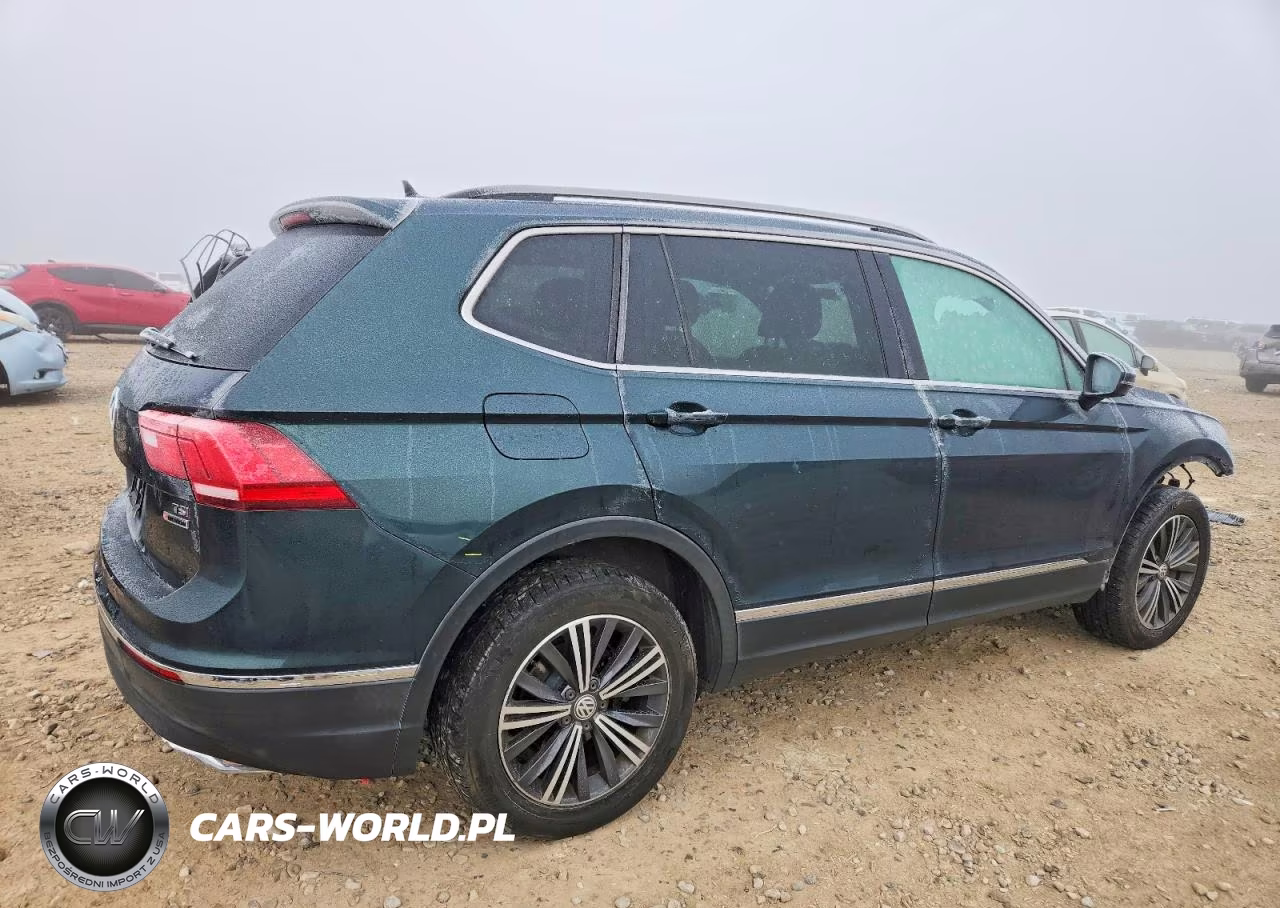 2018 Volkswagen Tiguan Se VIN:3VV2B7AX8JM025641 - 3