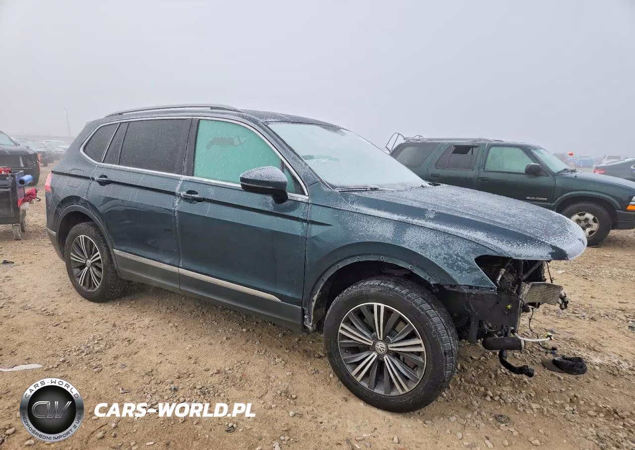 2018 Volkswagen Tiguan Se VIN:3VV2B7AX8JM025641 - 4