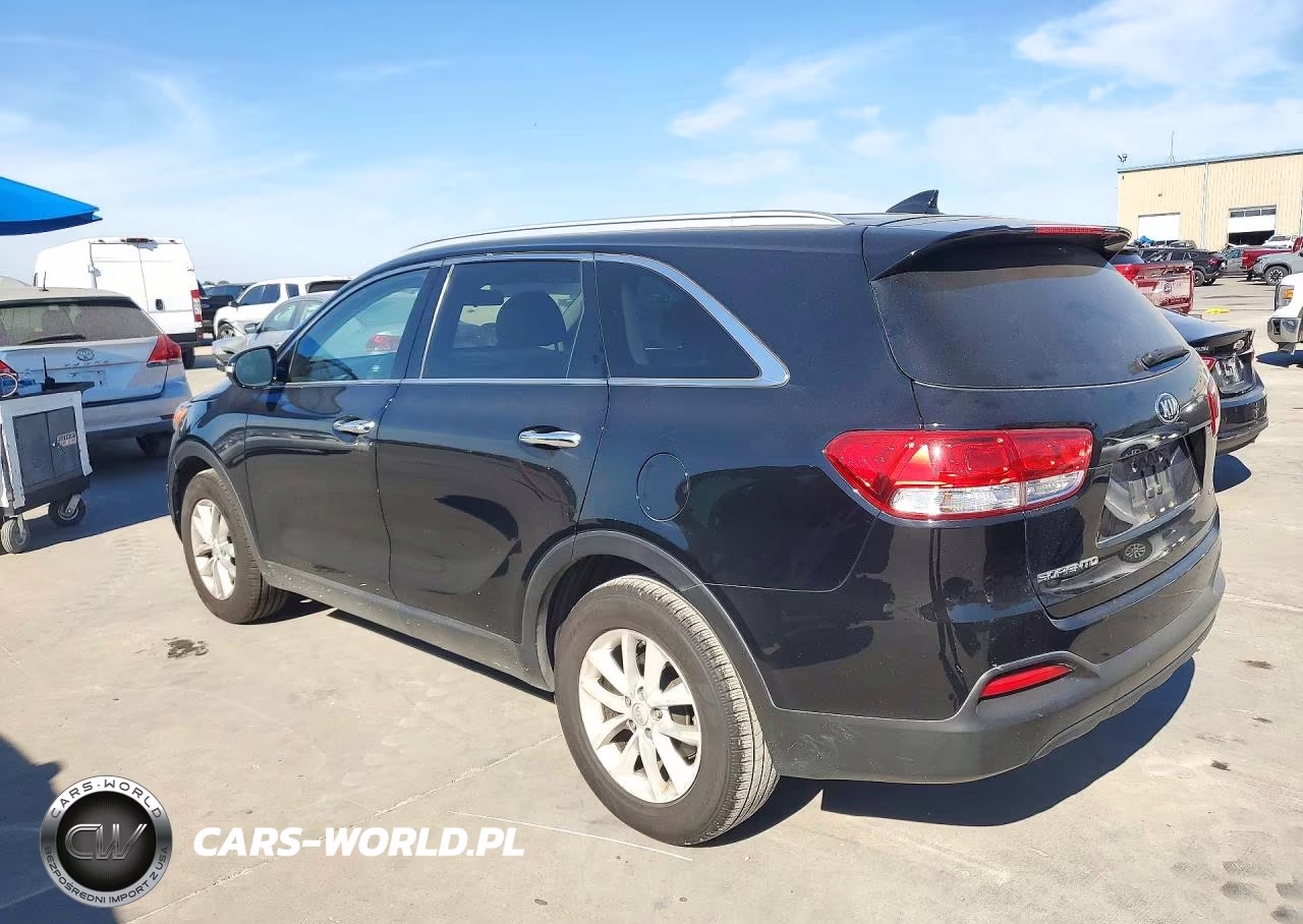 2018 Kia Sorento Lx VIN:5XYPG4A35JG341965 - 2