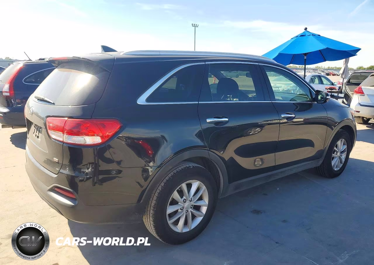 2018 Kia Sorento Lx VIN:5XYPG4A35JG341965 - 3