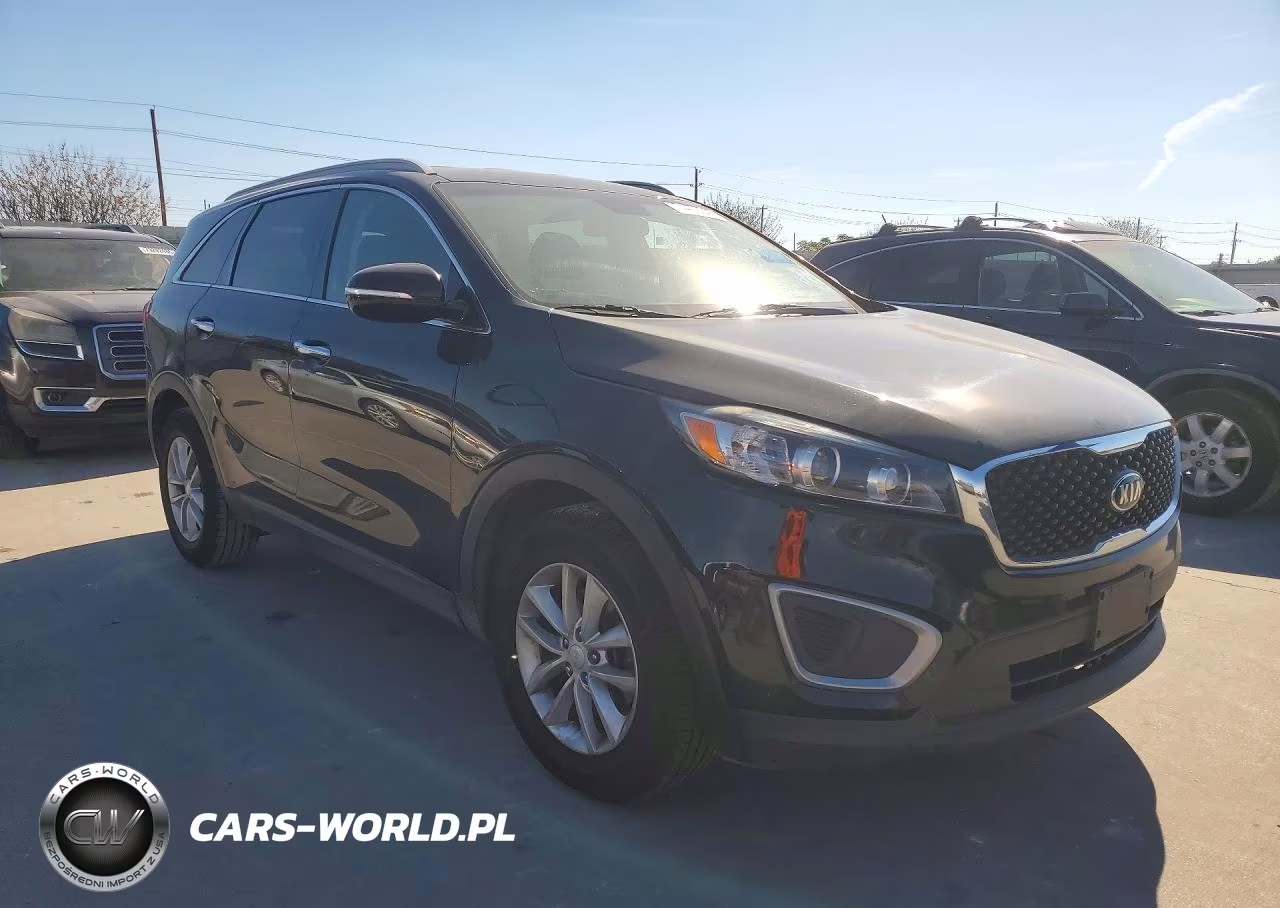 2018 Kia Sorento Lx VIN:5XYPG4A35JG341965 - 4