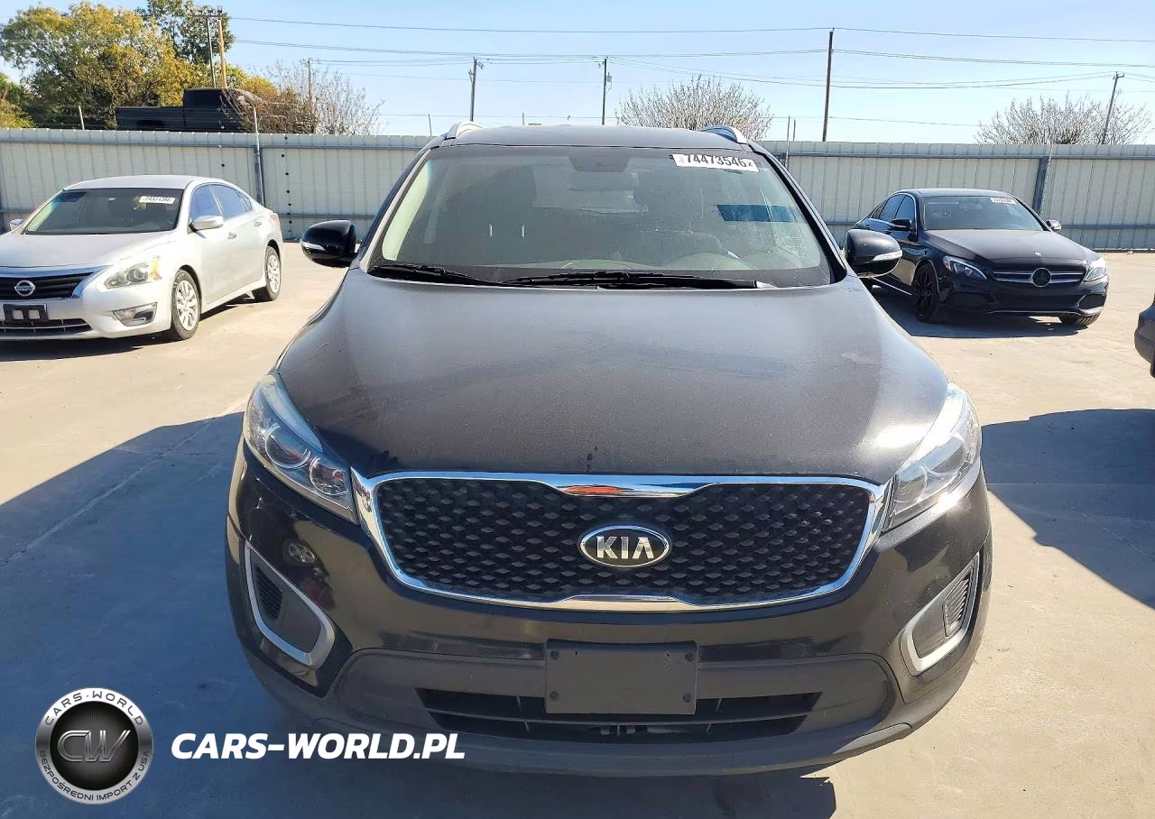 2018 Kia Sorento Lx VIN:5XYPG4A35JG341965 - 5