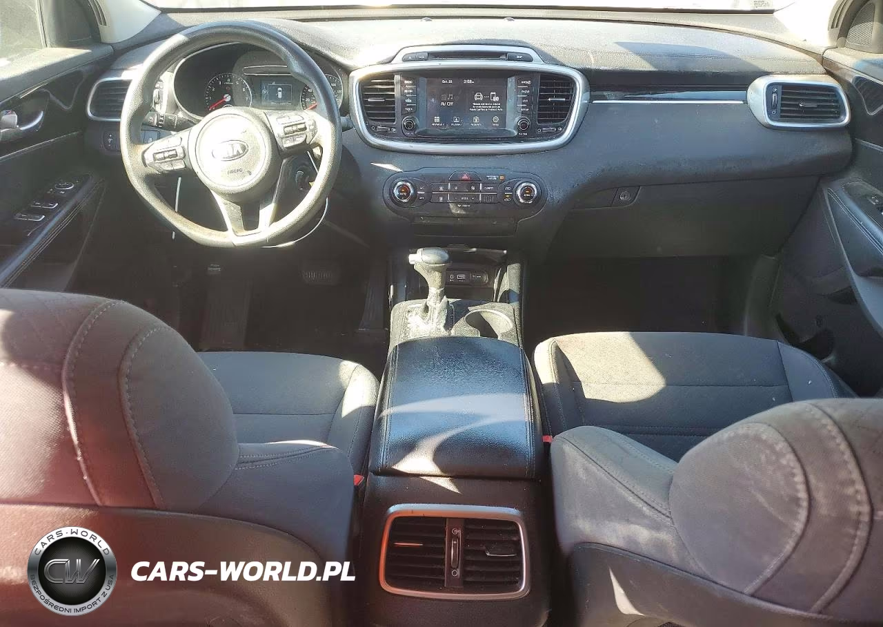 2018 Kia Sorento Lx VIN:5XYPG4A35JG341965 - 8