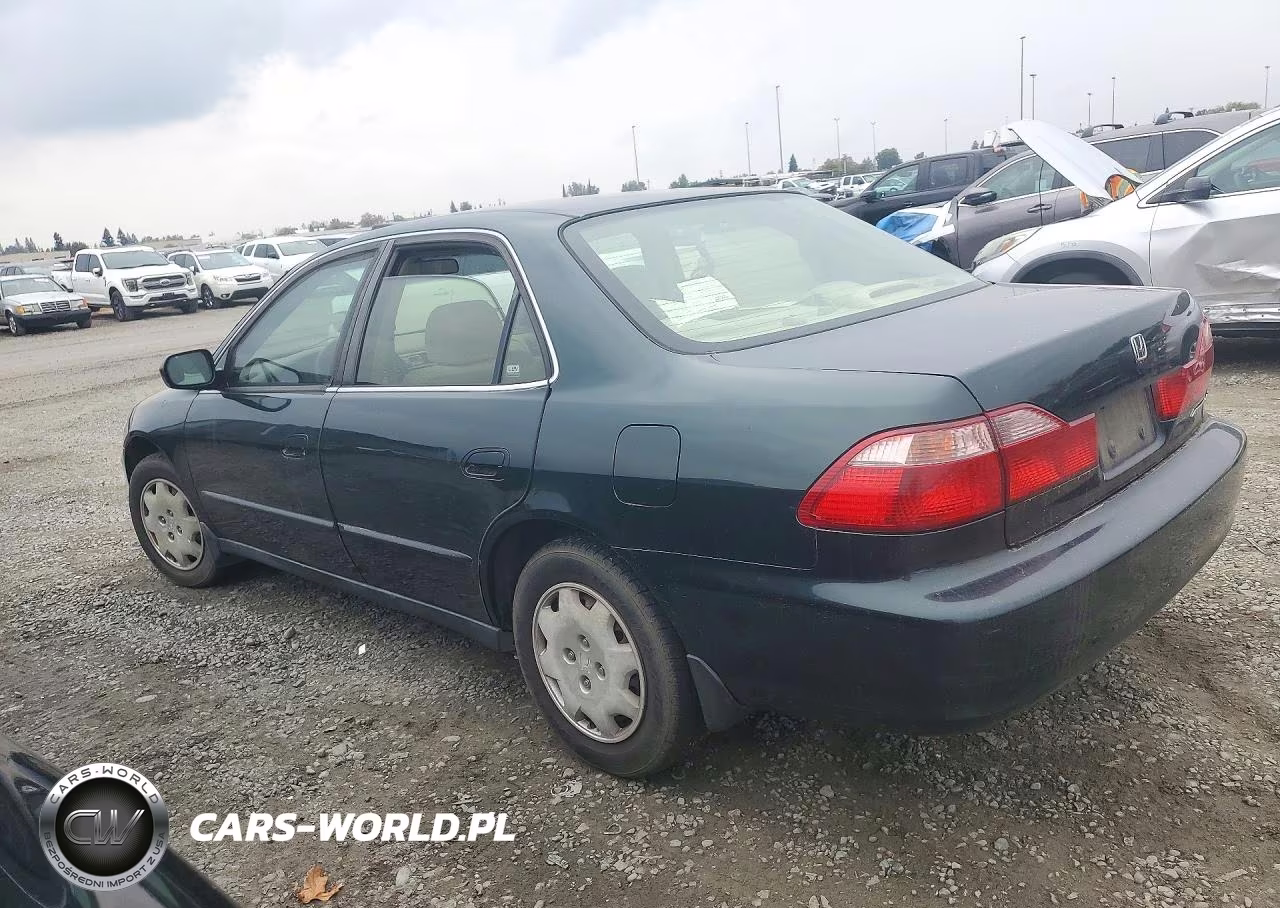 2000 Honda Accord Lx VIN:JHMCG5649YC008882 - 2