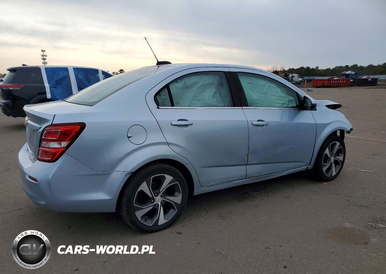2018 Chevrolet Sonic Premier VIN:1G1JF5SB8J4108108 - 3