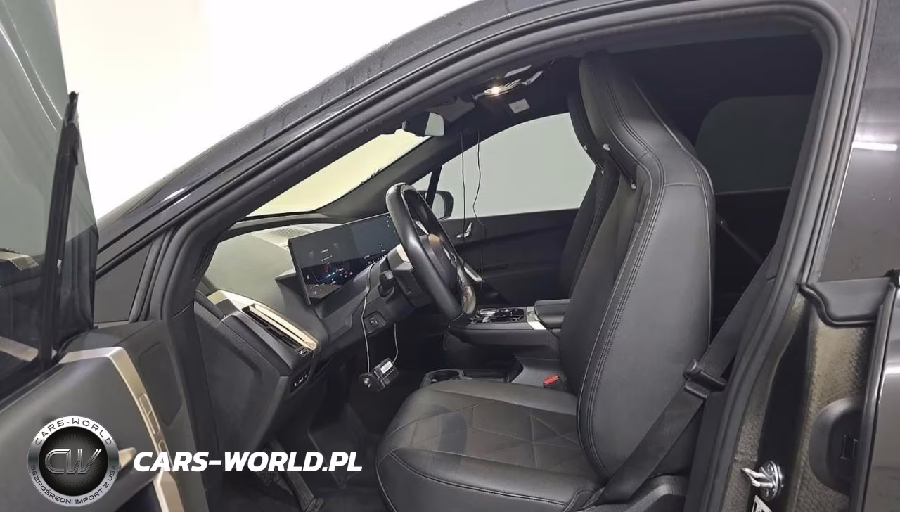 2024 BMW Ix xDrive50 VIN:WB523CF0XRCN85718 - 12
