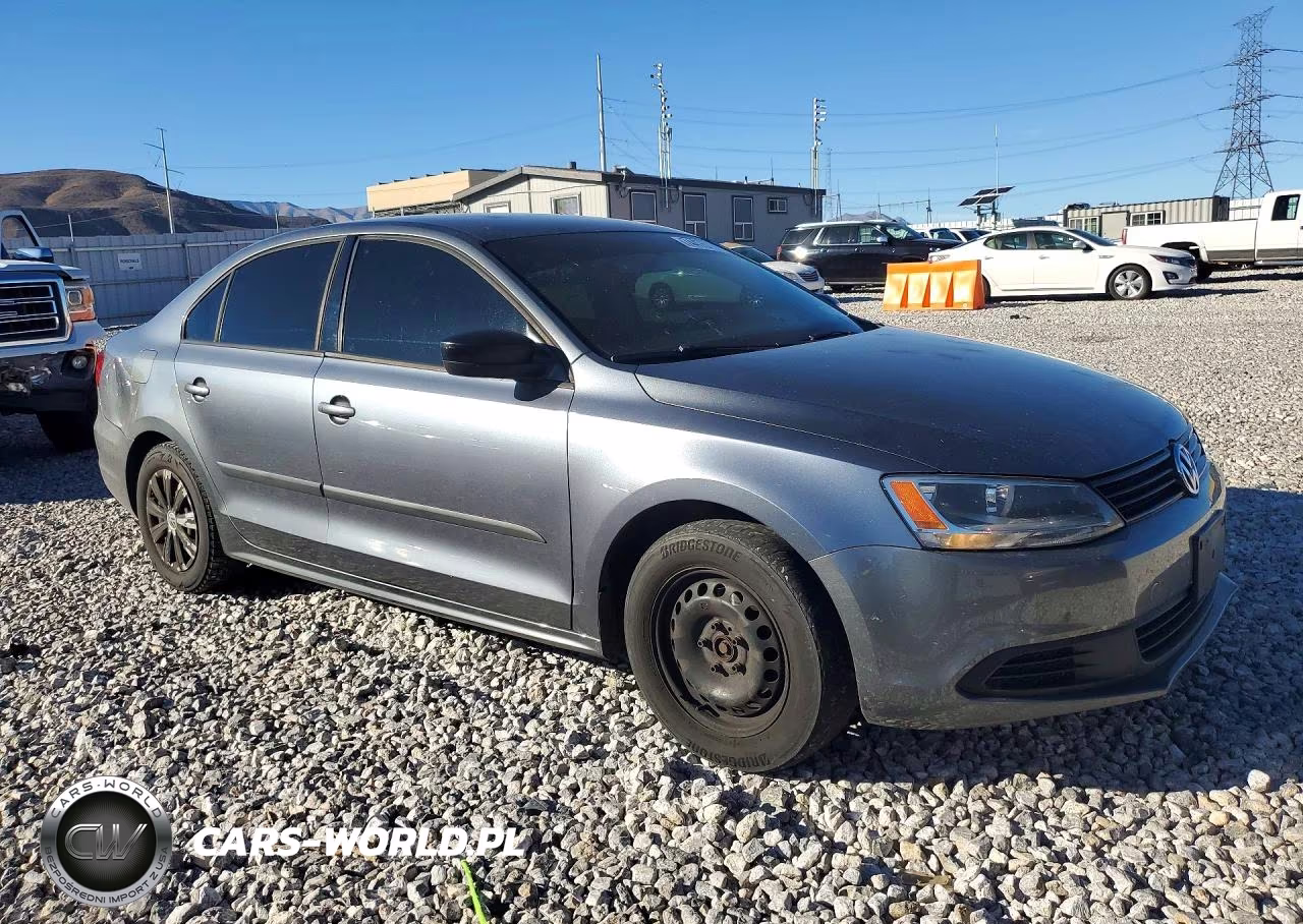 2014 Volkswagen Jetta Base VIN:3VW2K7AJ7EM324437 - 4