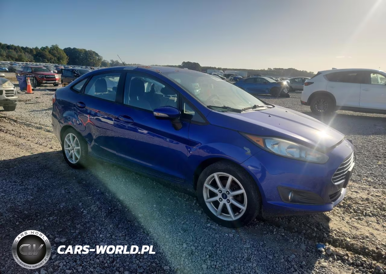 2015 Ford Fiesta Se VIN:3FADP4BJ3FM215832 - 4