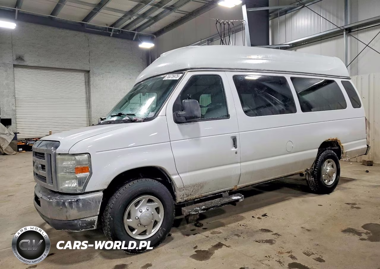 2010 Ford Econoline E350 Super Duty Wagon