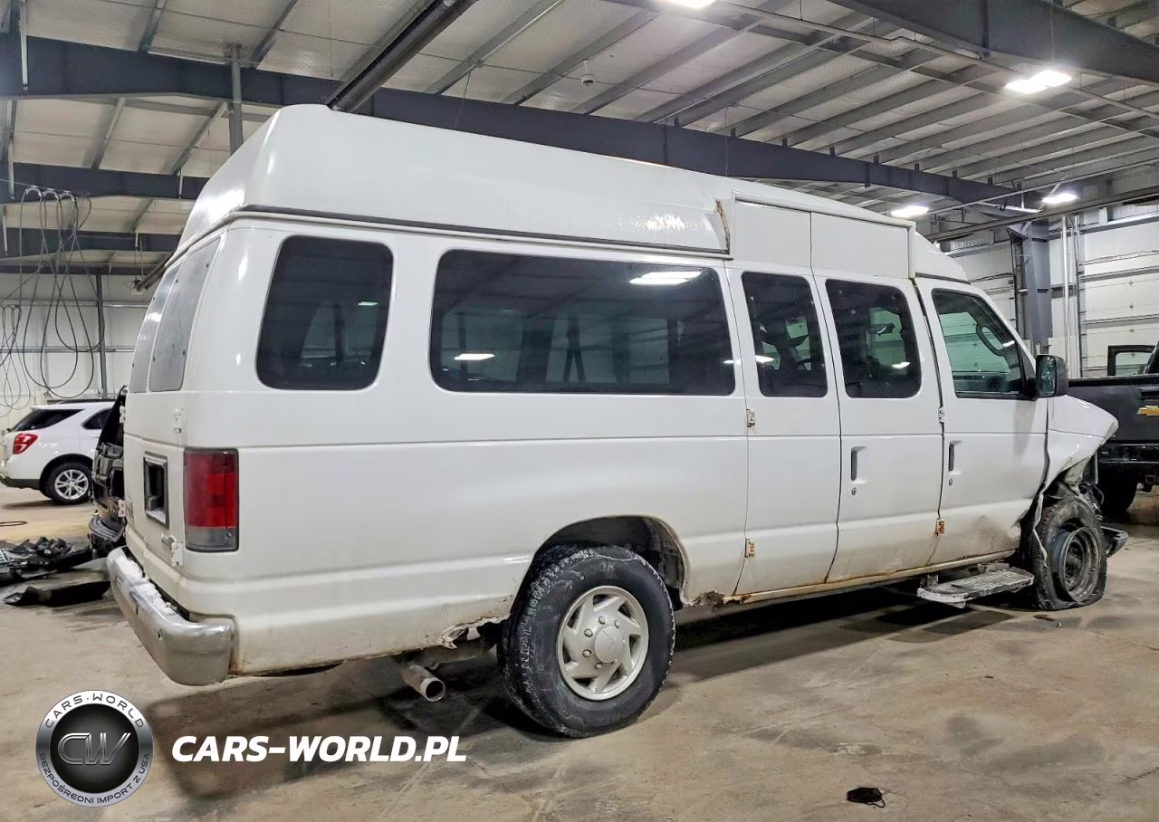 2010 Ford Econoline E350 Super Duty Wagon VIN:1FBSS3BL3ADA74958 - 3