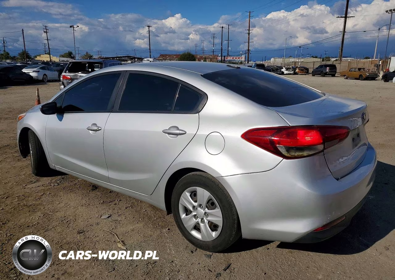 2017 Kia Forte Lx VIN:3KPFK4A71HE023782 - 2
