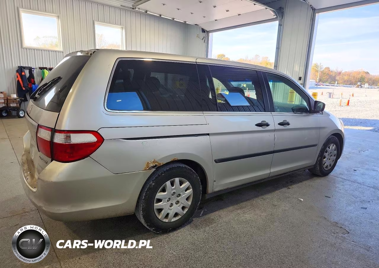 2005 Honda Odyssey Lx VIN:5FNRL38235B118915 - 3