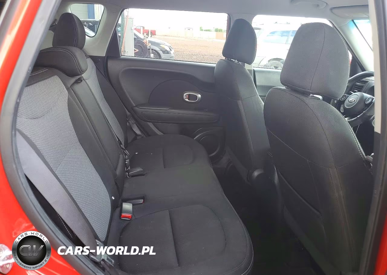 2018 Kia Soul + VIN:KNDJP3A56J7531157 - 10