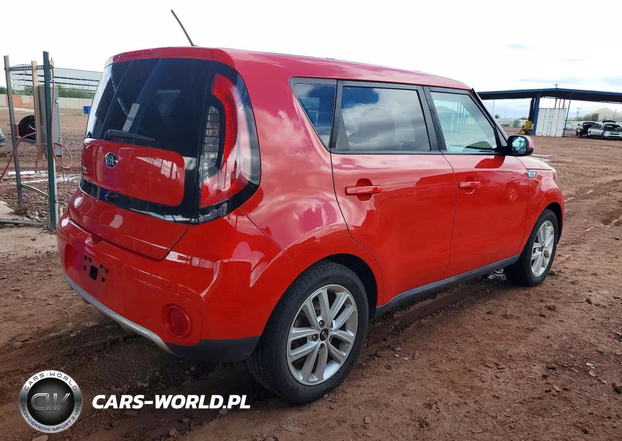 2018 Kia Soul + VIN:KNDJP3A56J7531157 - 3