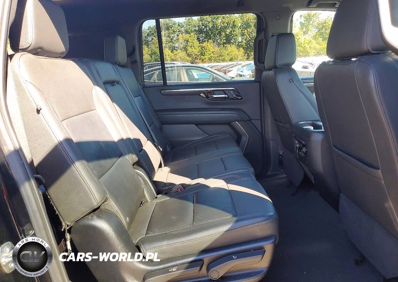 2025 Chevrolet Suburban K1500 Lt VIN:1GNS6CRD2SR180134 - 11