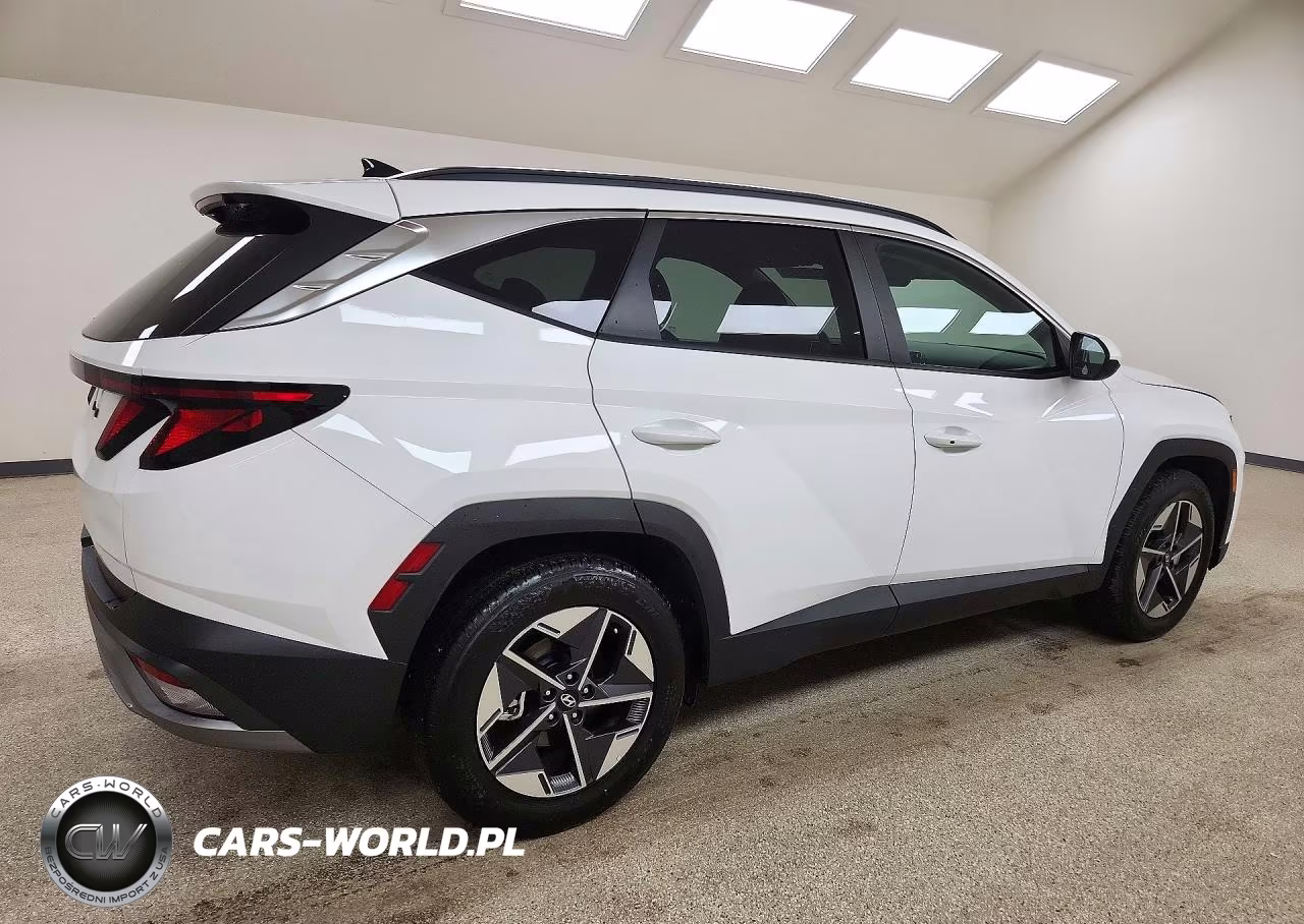 2026 Hyundai Tucson Sel VIN:5NMJB3DE1TH723107 - 3