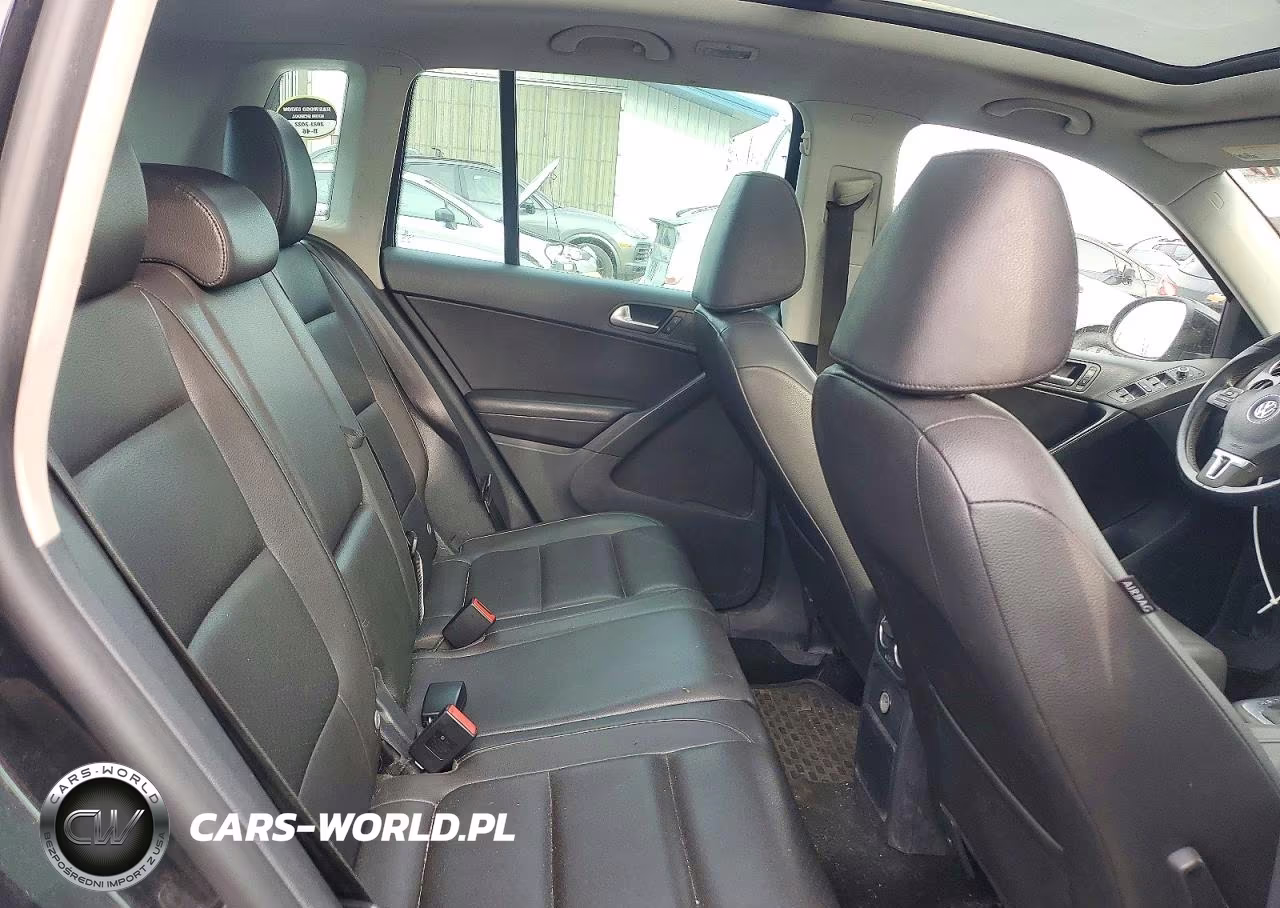 2013 Volkswagen Tiguan S VIN:WVGBV3AX5DW562482 - 11