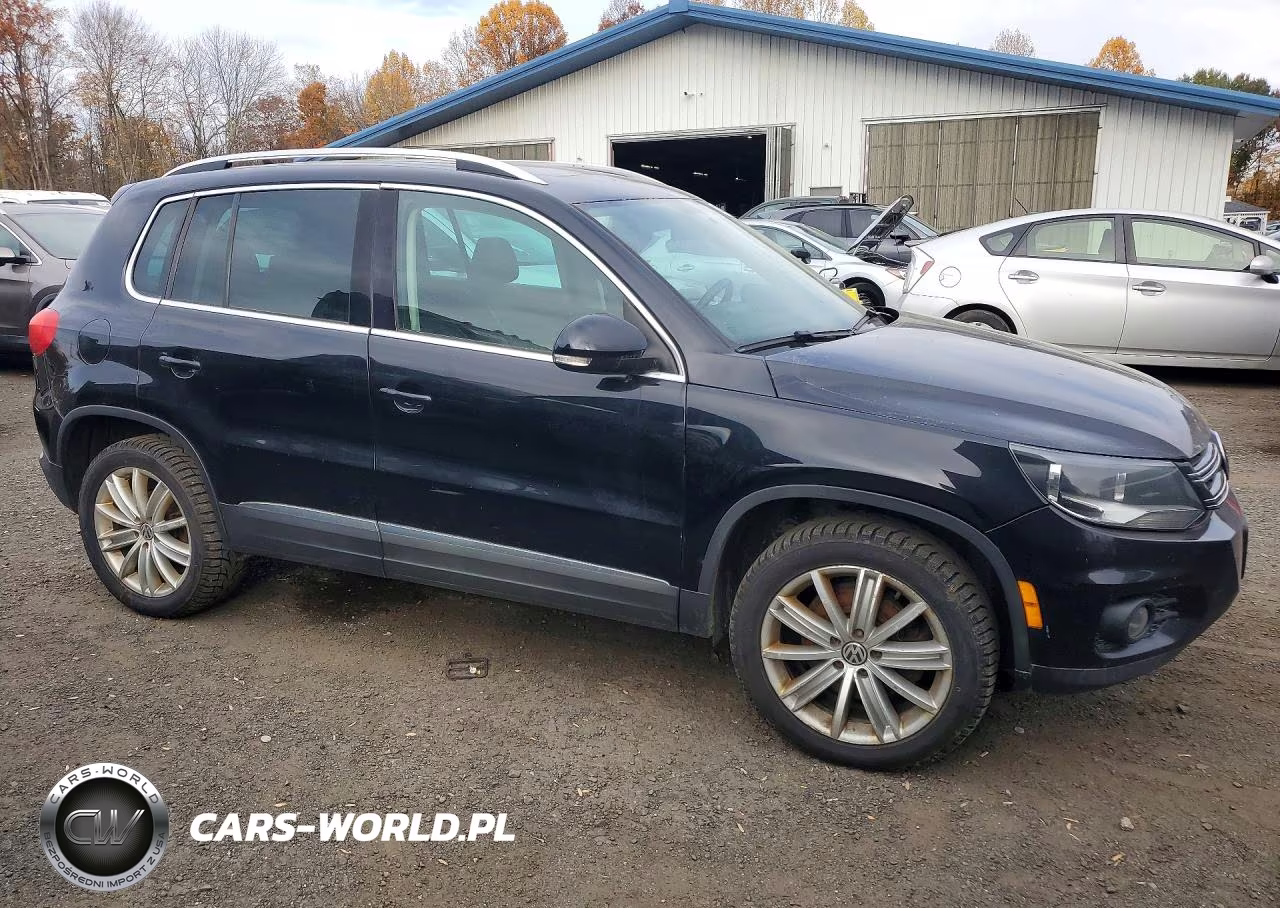 2013 Volkswagen Tiguan S VIN:WVGBV3AX5DW562482 - 4