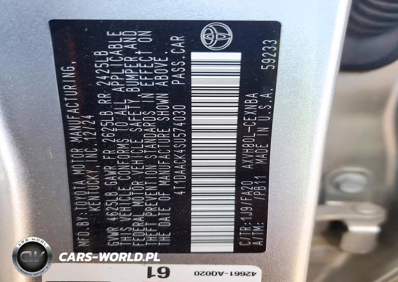 2025 Toyota Camry Le VIN:4T1DAACK4SU574030 - 13