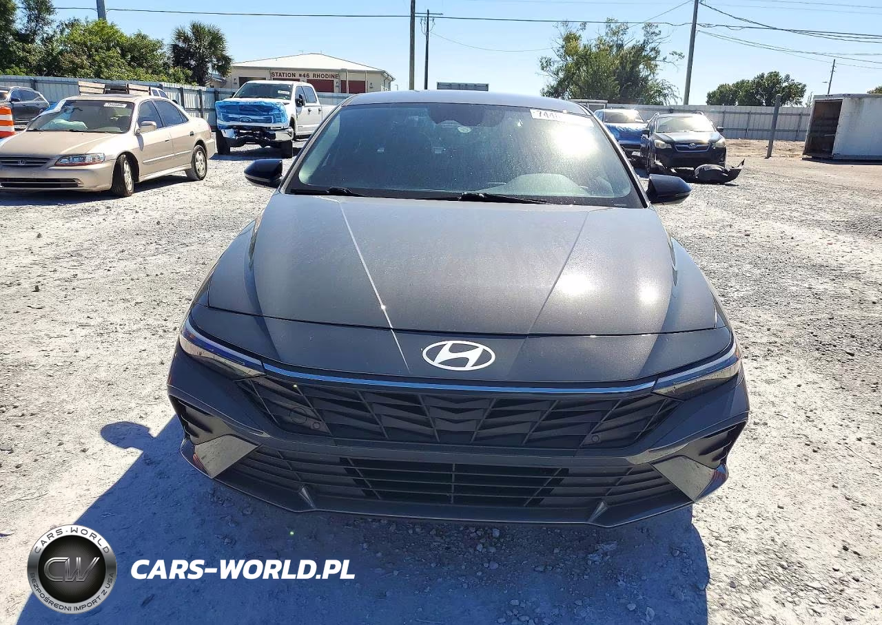 2025 Hyundai Elantra Sel Sport VIN:KMHLM4DGXSU867686 - 5