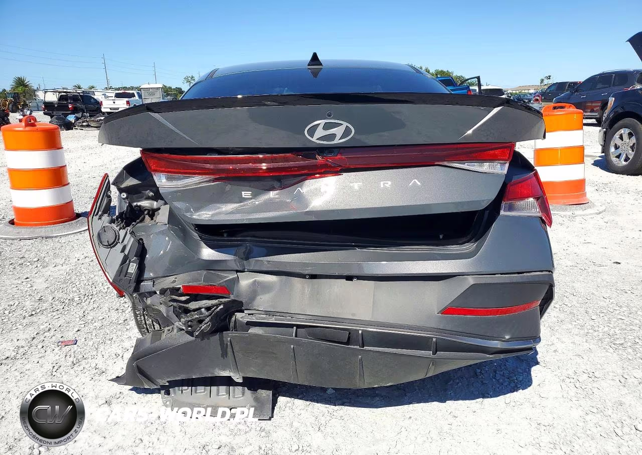 2025 Hyundai Elantra Sel Sport VIN:KMHLM4DGXSU867686 - 6