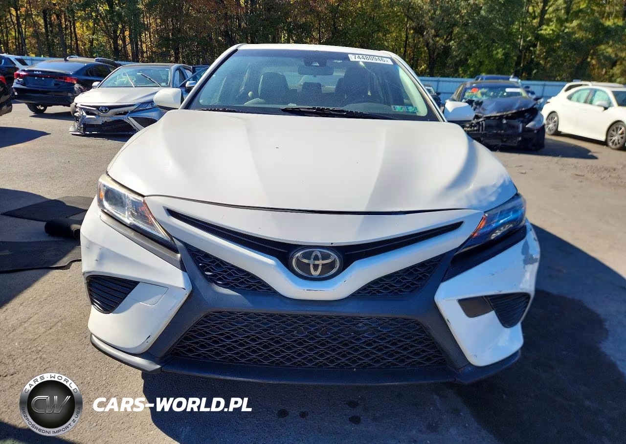 2018 Toyota Camry Se VIN:JTNB11HK4J3004954 - 5