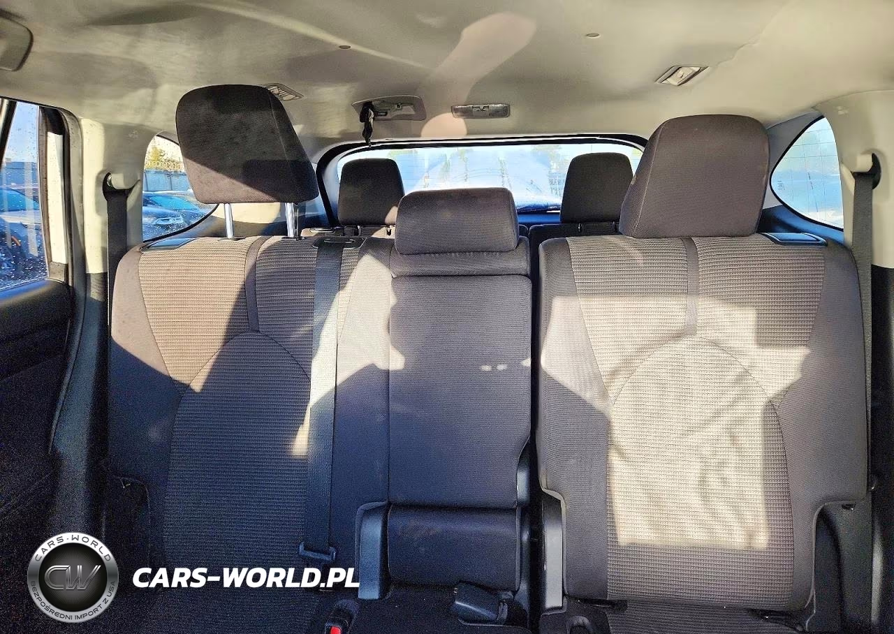 2021 Toyota Highlander Le VIN:5TDZZRAH9MS525499 - 10